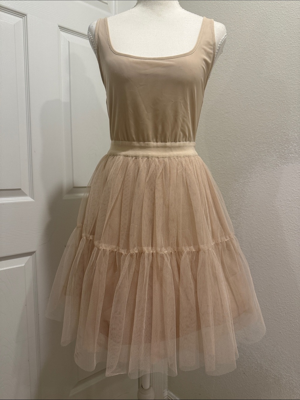 Alice + Olivia Nude Tiered Tulle Skirt